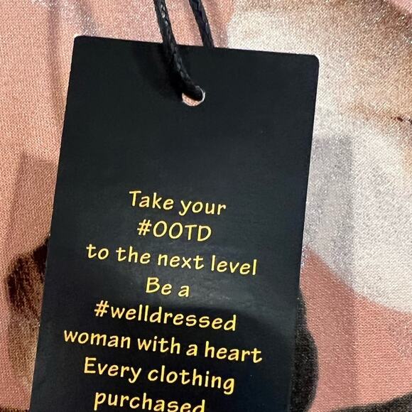 NWT ANNE ABELLA Los Angeles Shiny Floral Mini Dress SIZE S - Picture 4 of 4